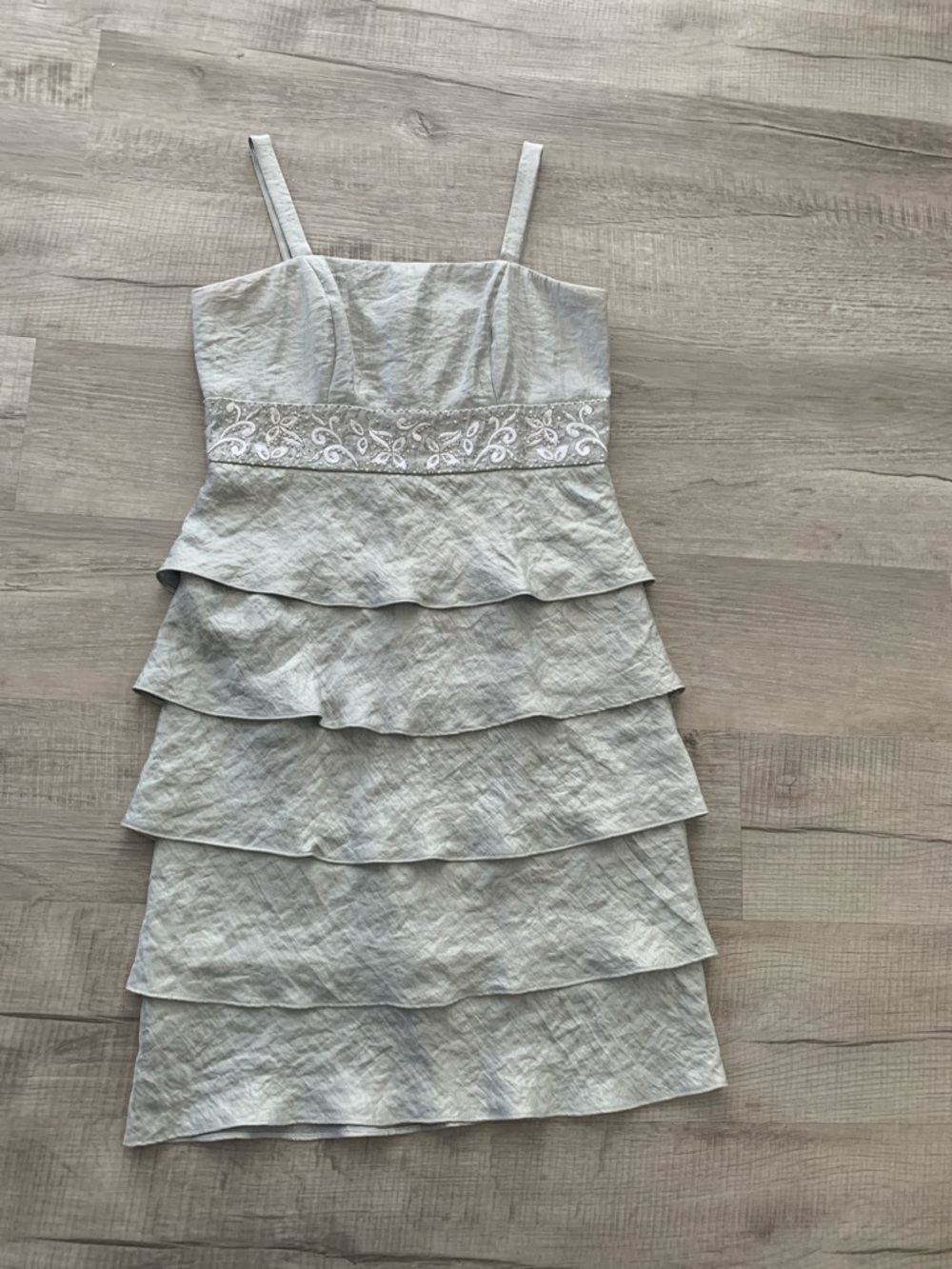 R&M Richards Light Gray Tiered Midi Dress with Cropped Jacket - Picture 11 of 16